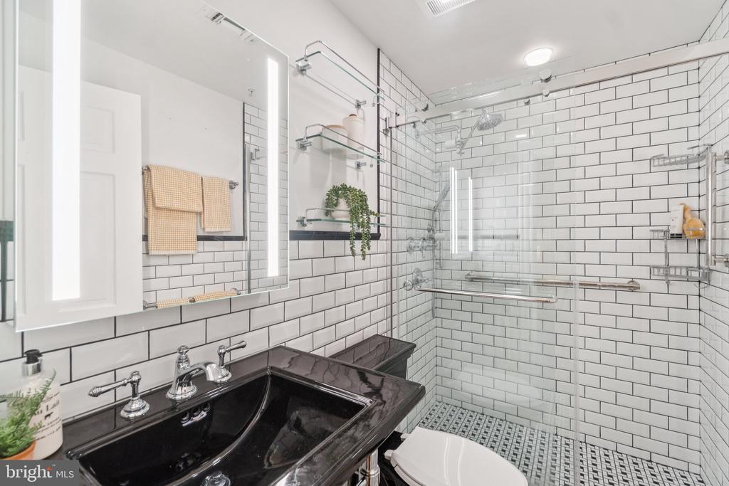 1212 M STREET NW 103