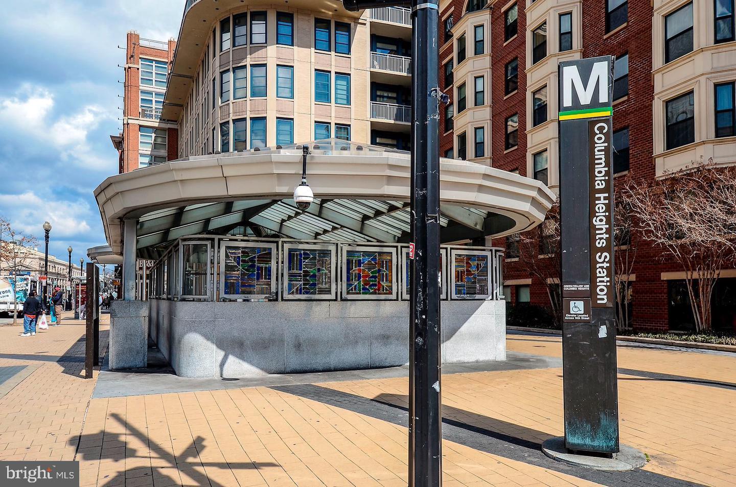 1439 EUCLID ST NW #206