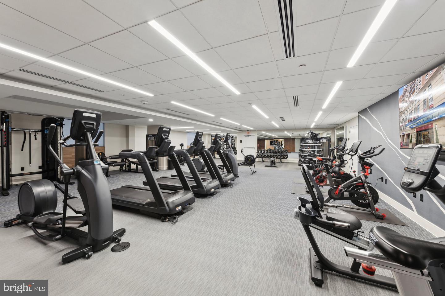 616 E ST NW #1102