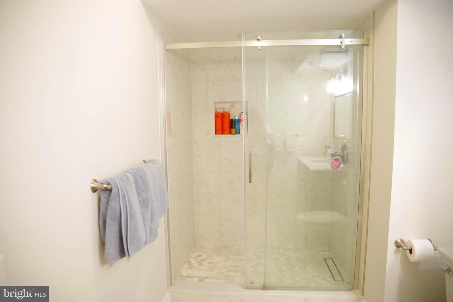 616 E ST NW #1102