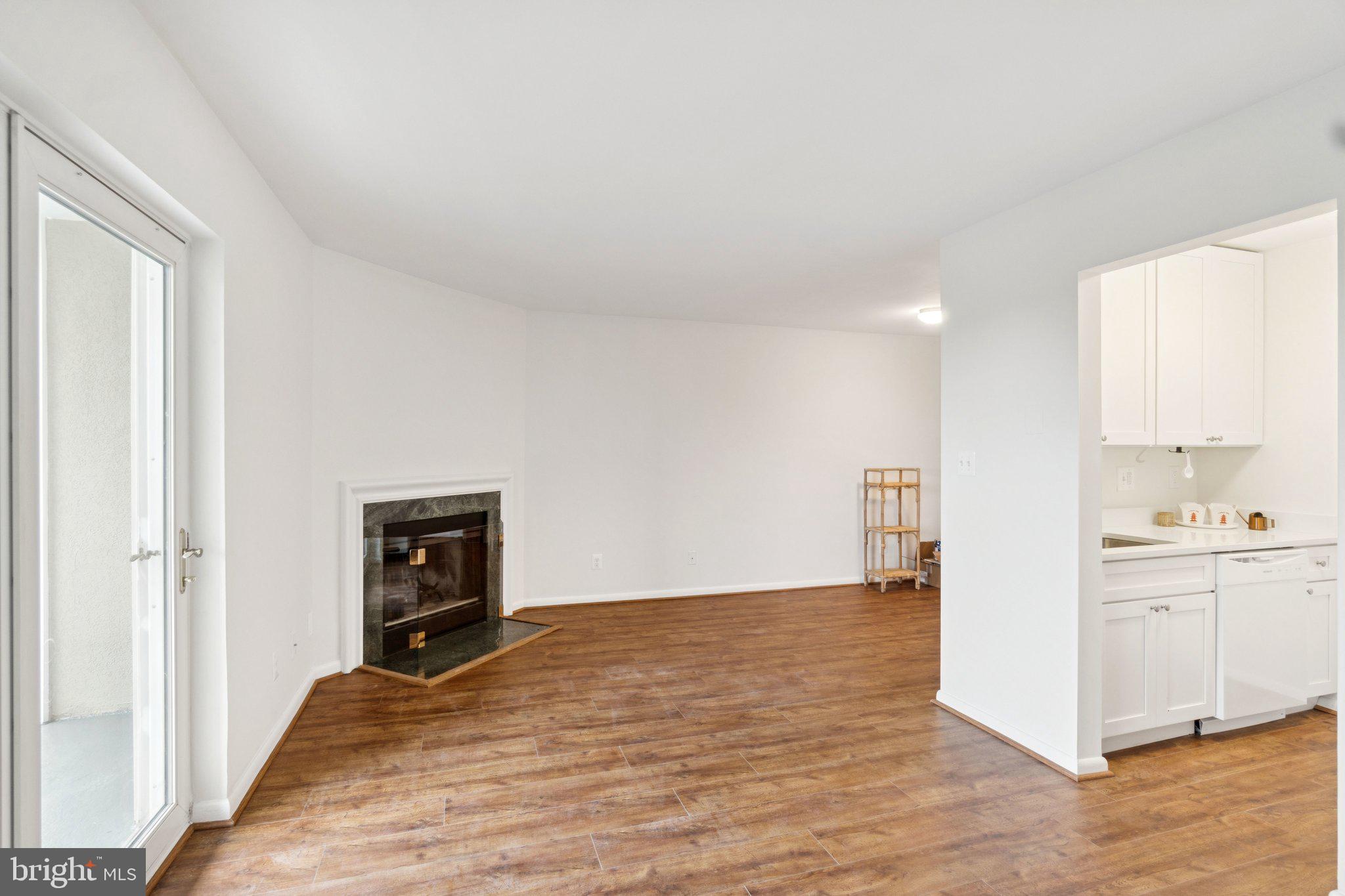 3217 WISCONSIN AVENUE NW 7D