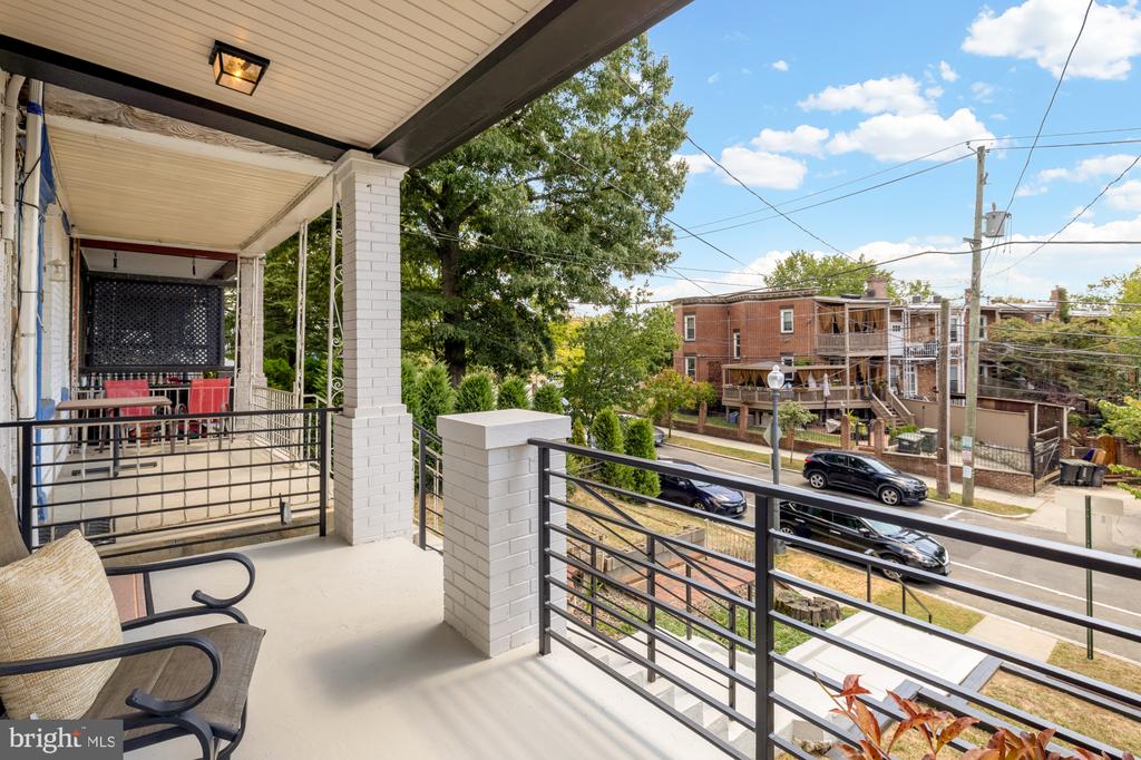 815 ALLISON STREET NW