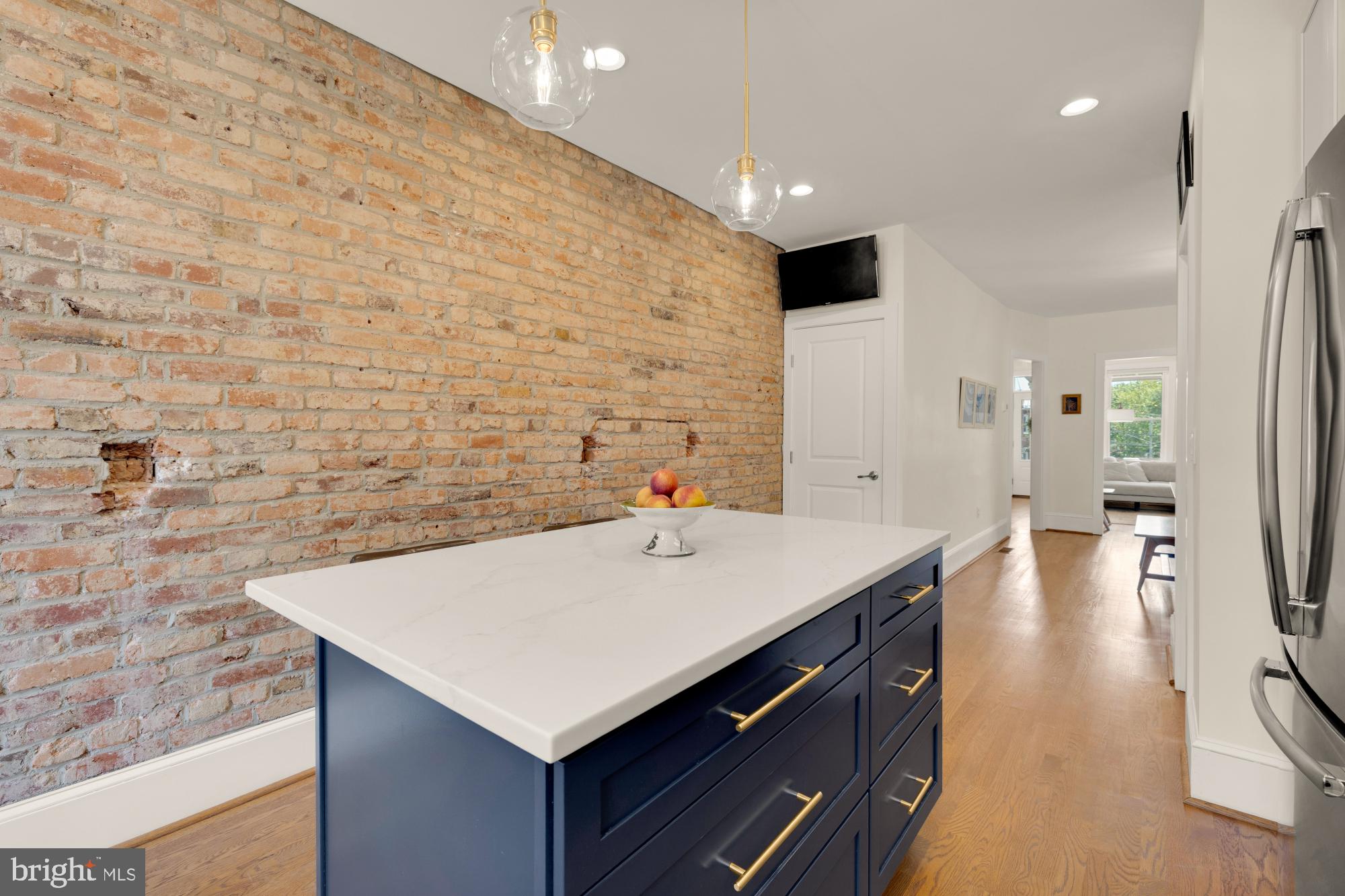 815 ALLISON STREET NW