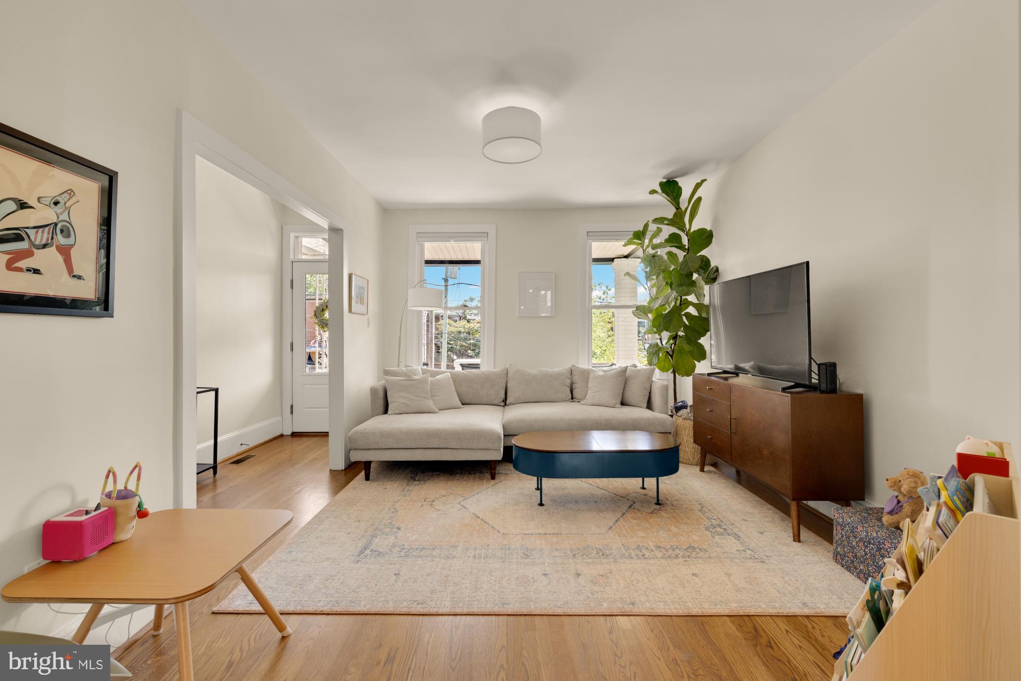 815 ALLISON STREET NW