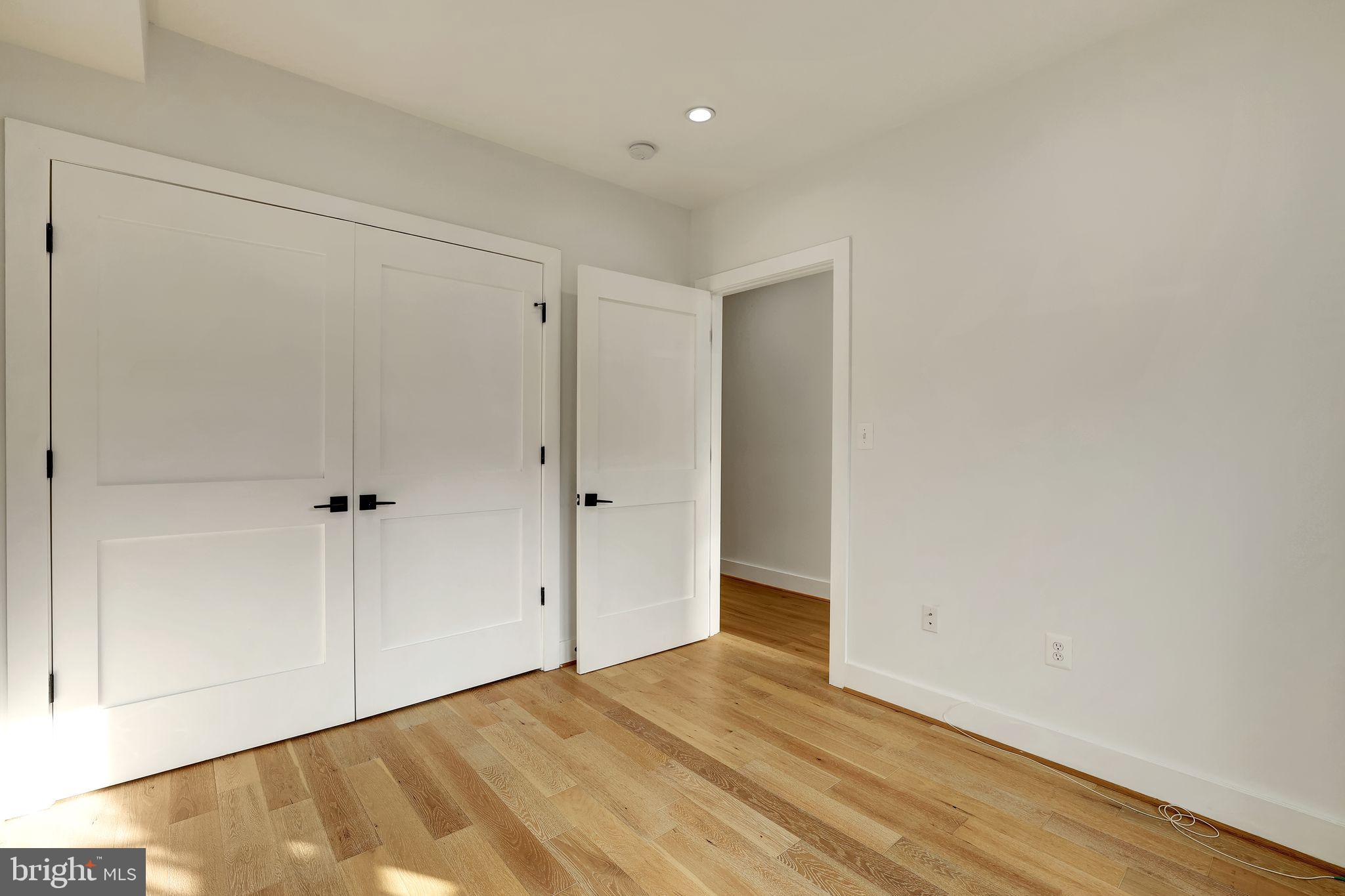 3210 8TH STREET NE 1