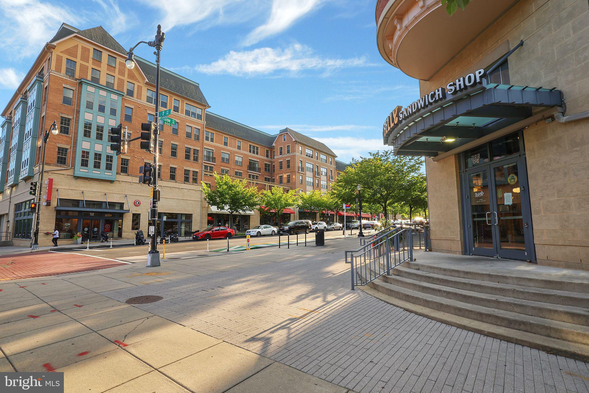 3210 8TH STREET NE 1