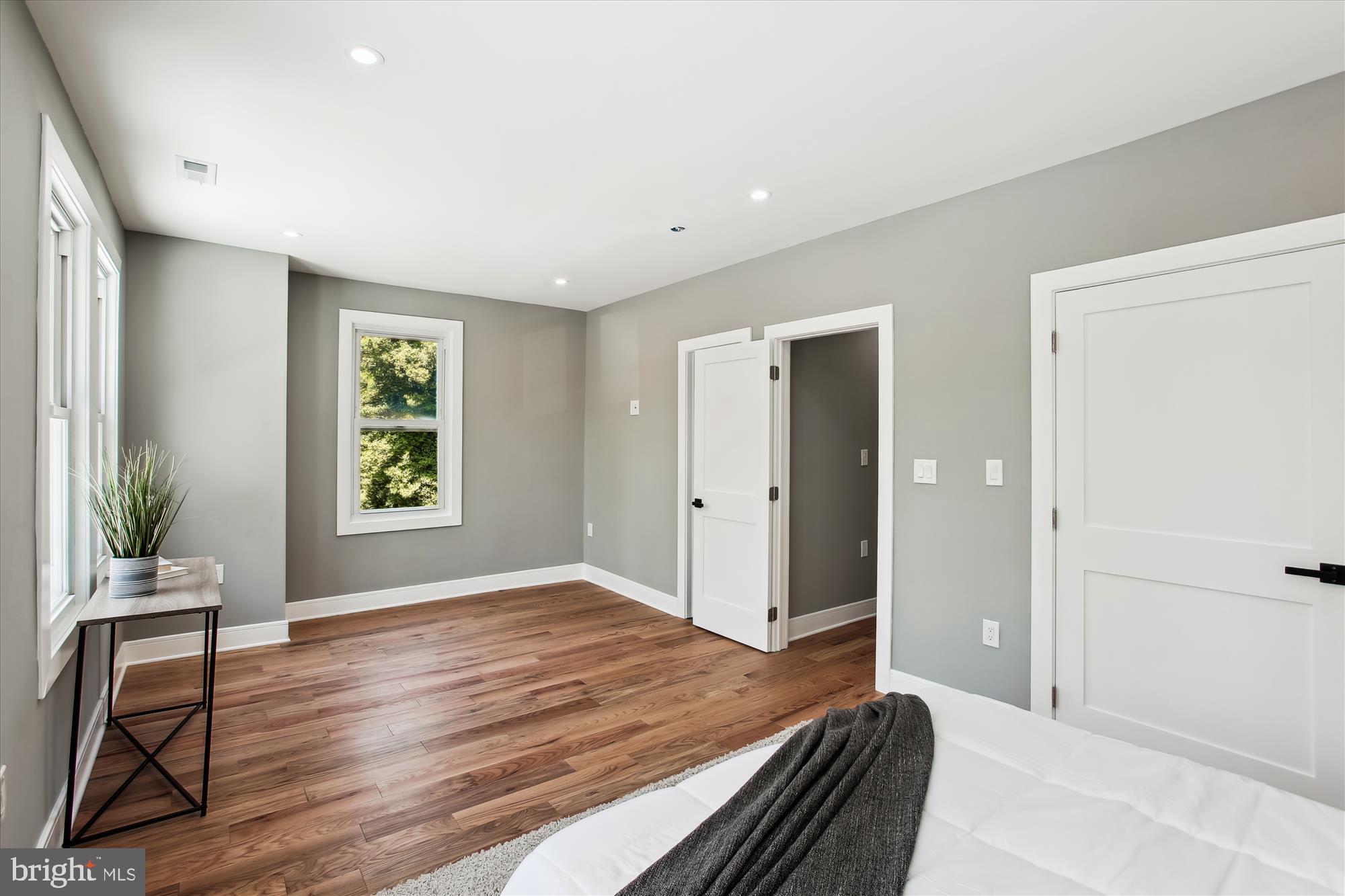 1014 KEARNY STREET NE