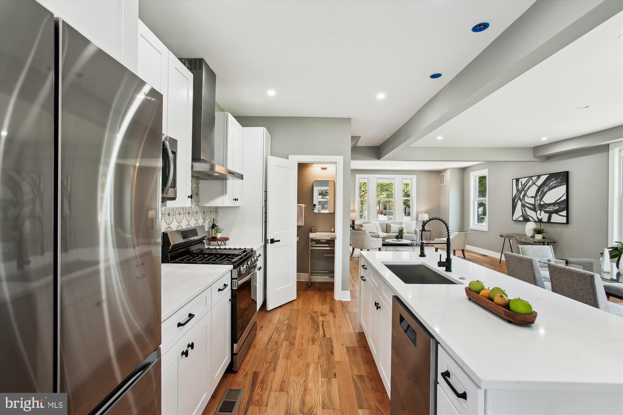 1014 KEARNY STREET NE