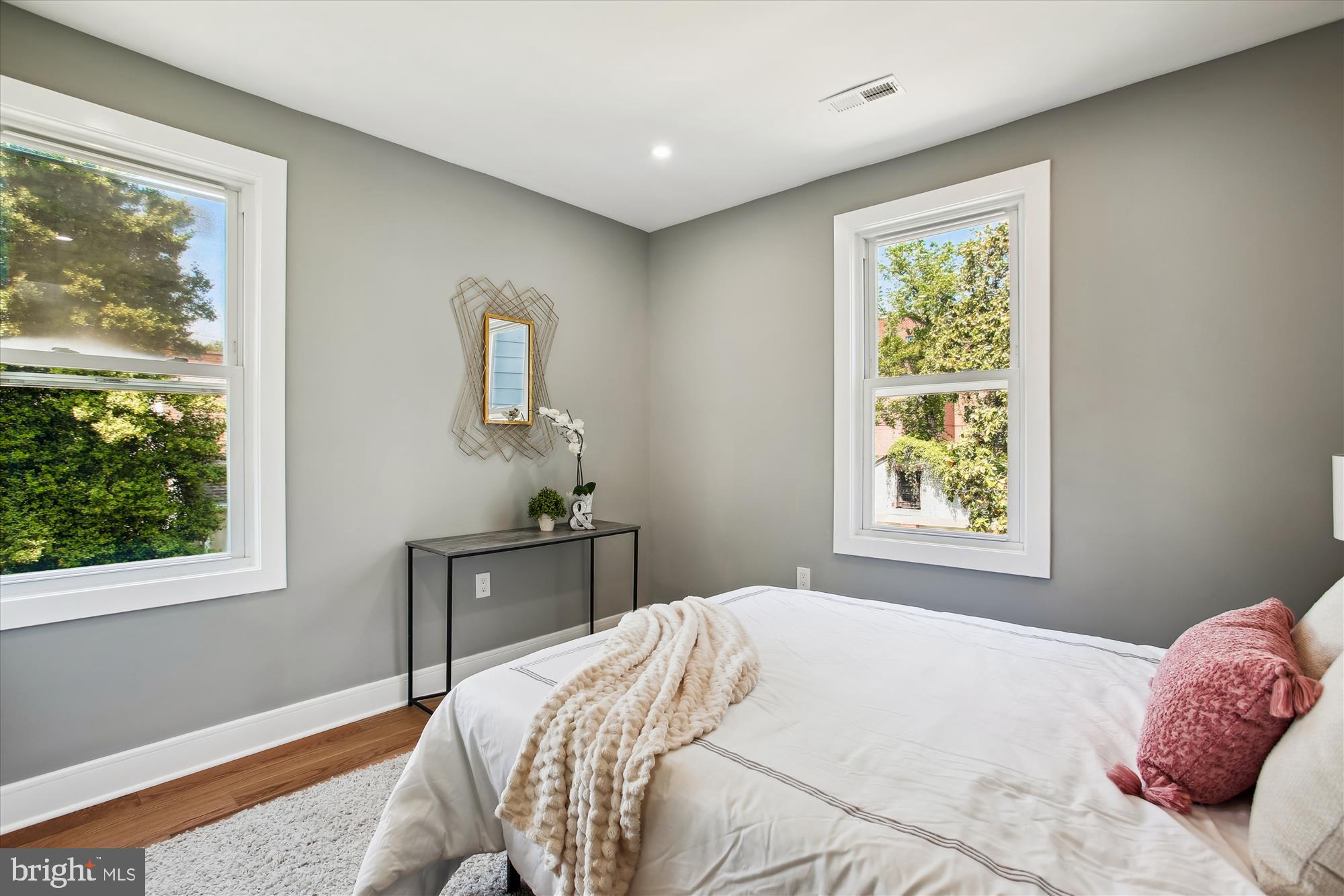 1014 KEARNY STREET NE