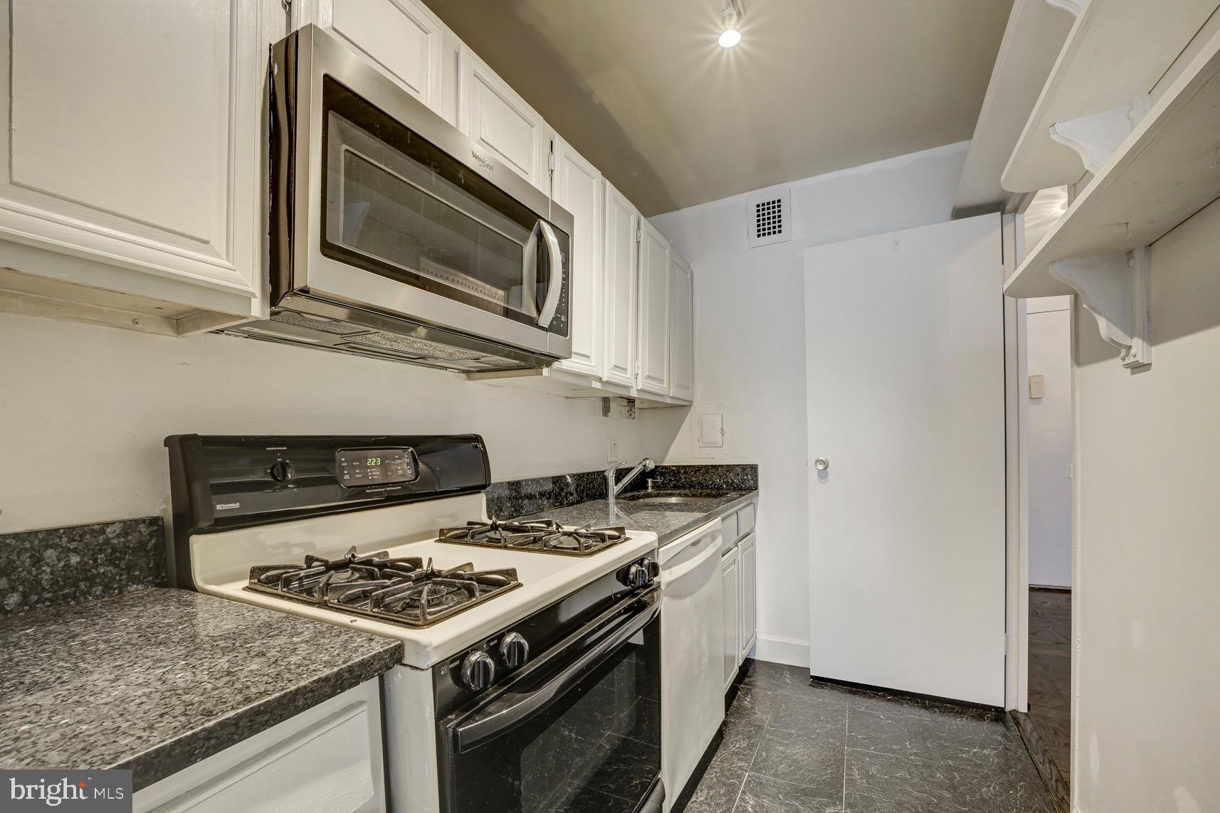 5406 CONNECTICUT AVENUE NW 705