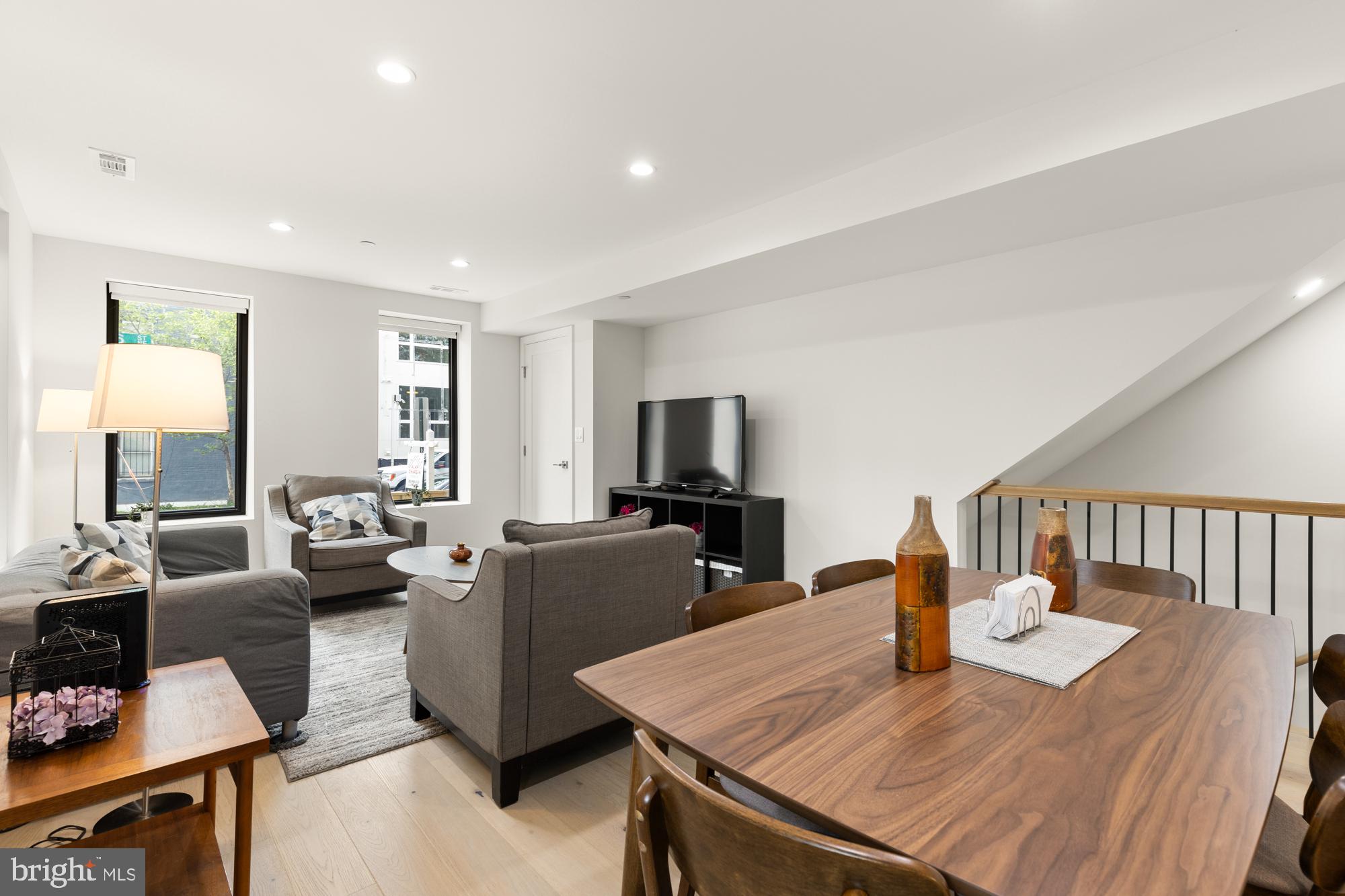 1146 16TH STREET NE A