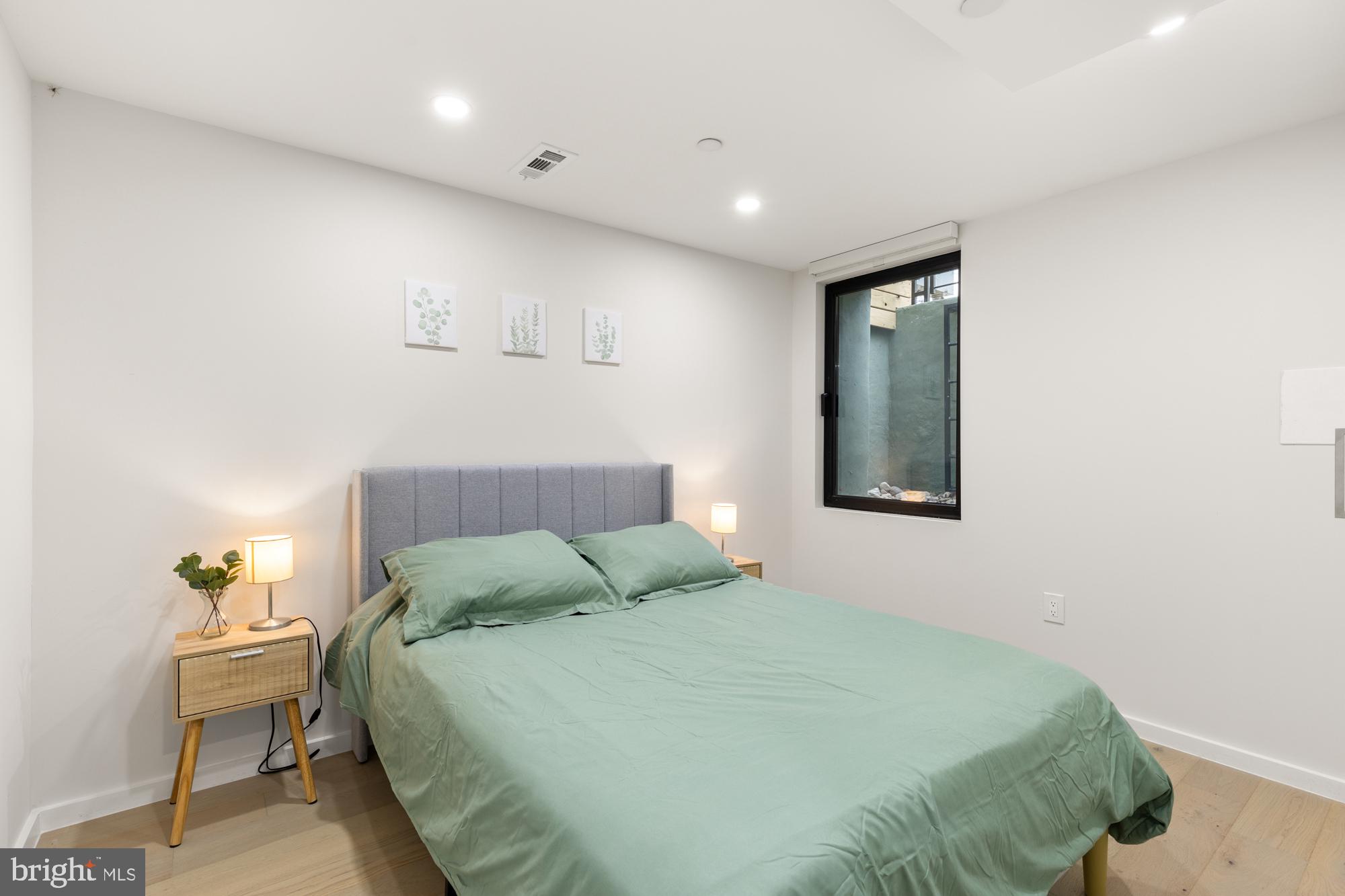 1146 16TH STREET NE A