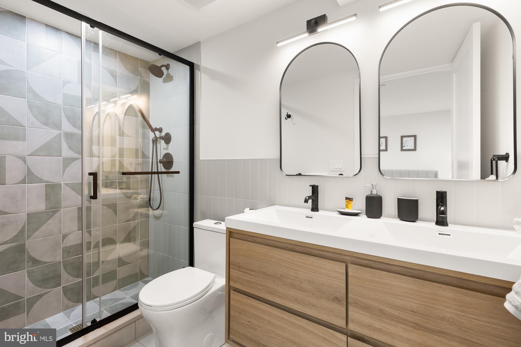 1146 16TH STREET NE A