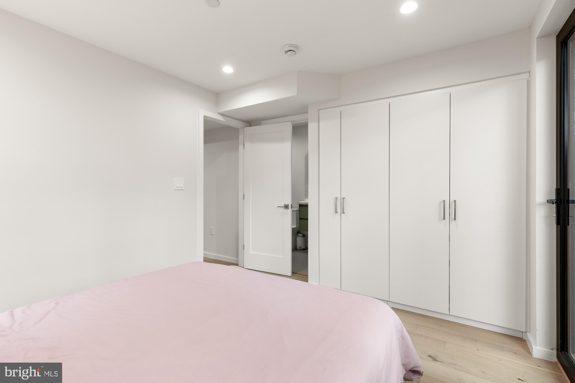 1146 16TH STREET NE A