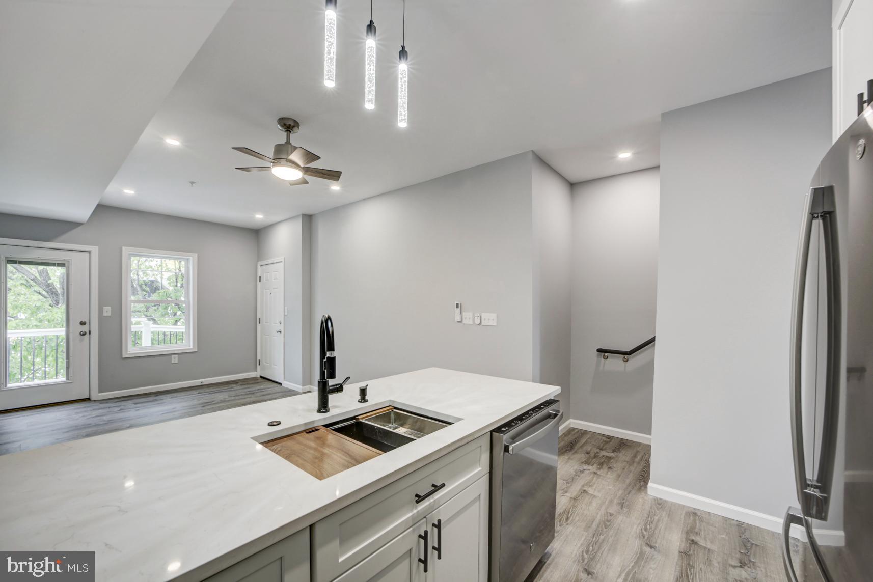 832 19TH STREET NE C