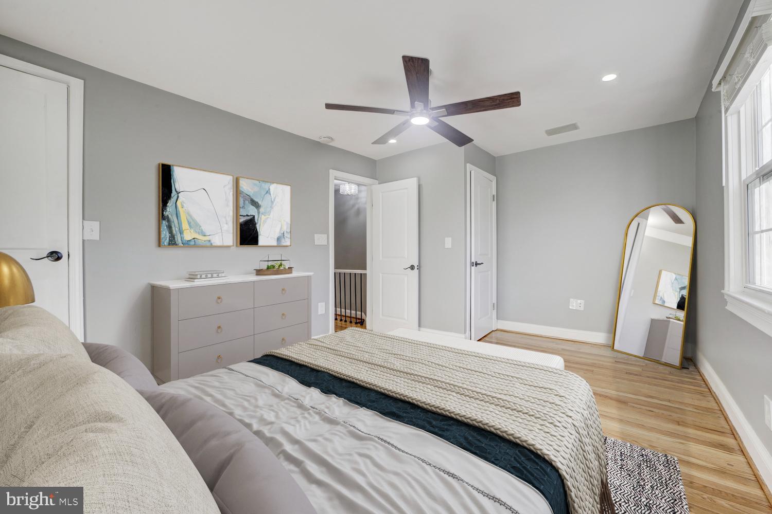 3958 BLAINE STREET NE