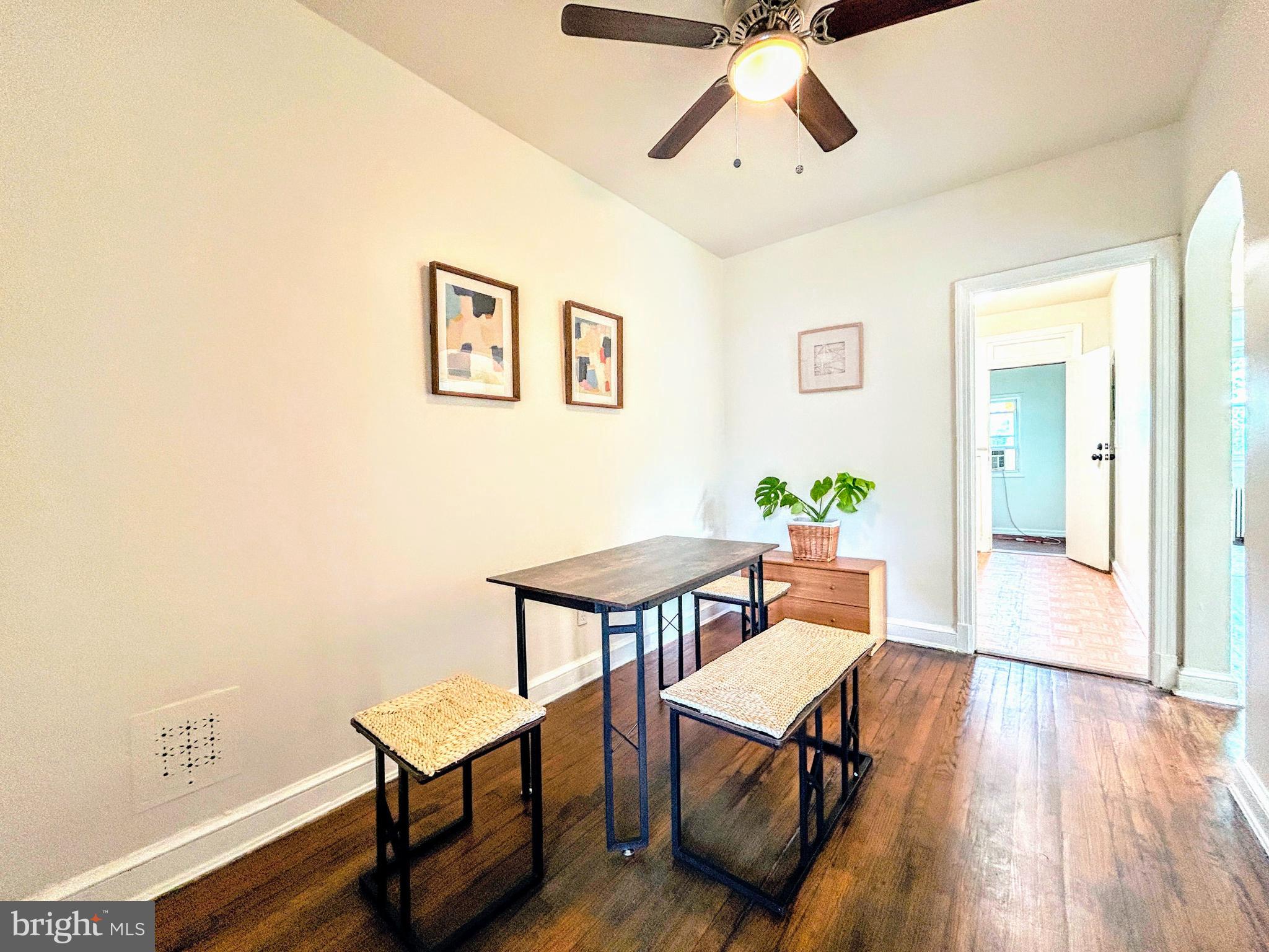 446 MELLON STREET SE 4