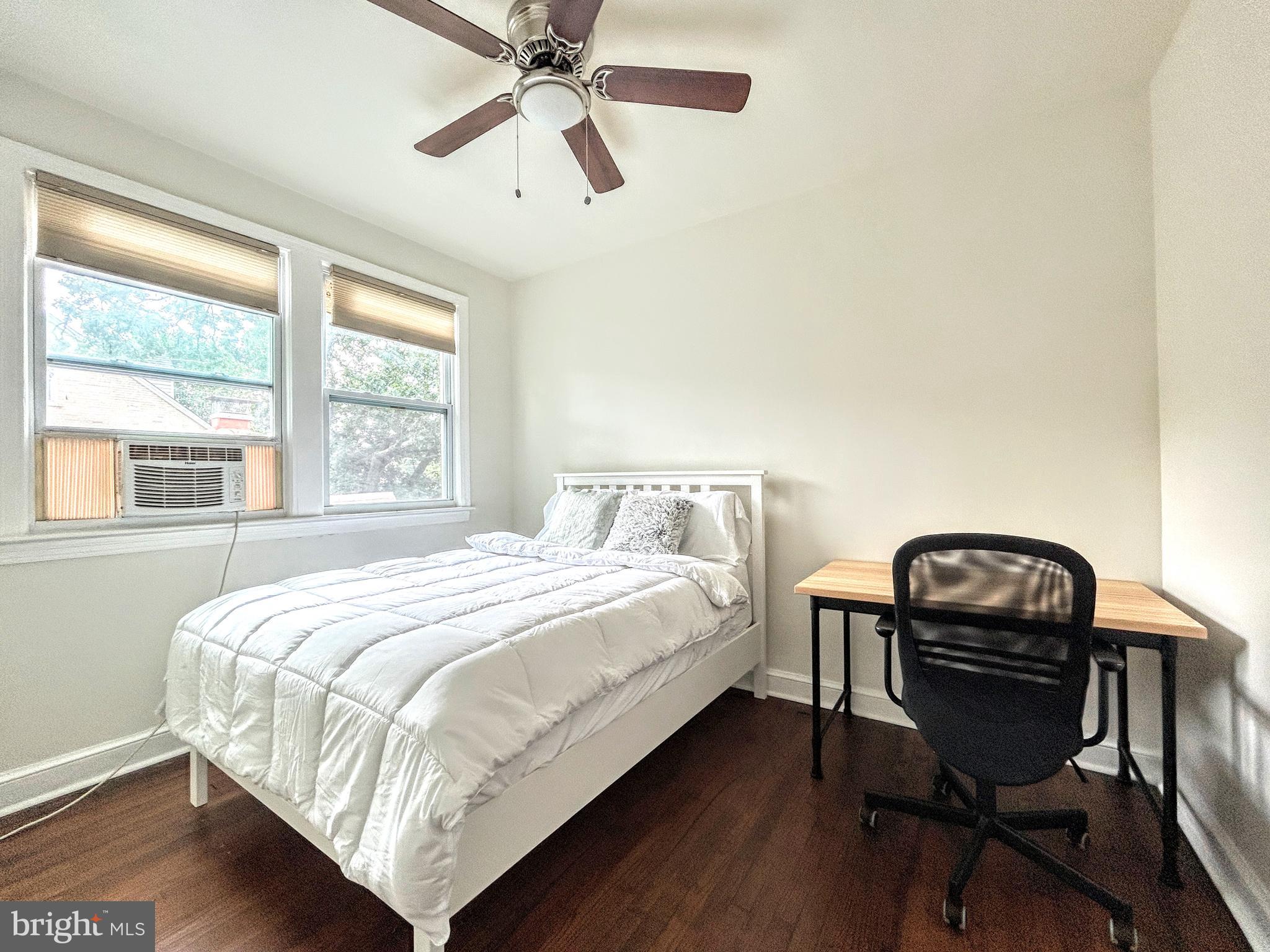 446 MELLON STREET SE 4