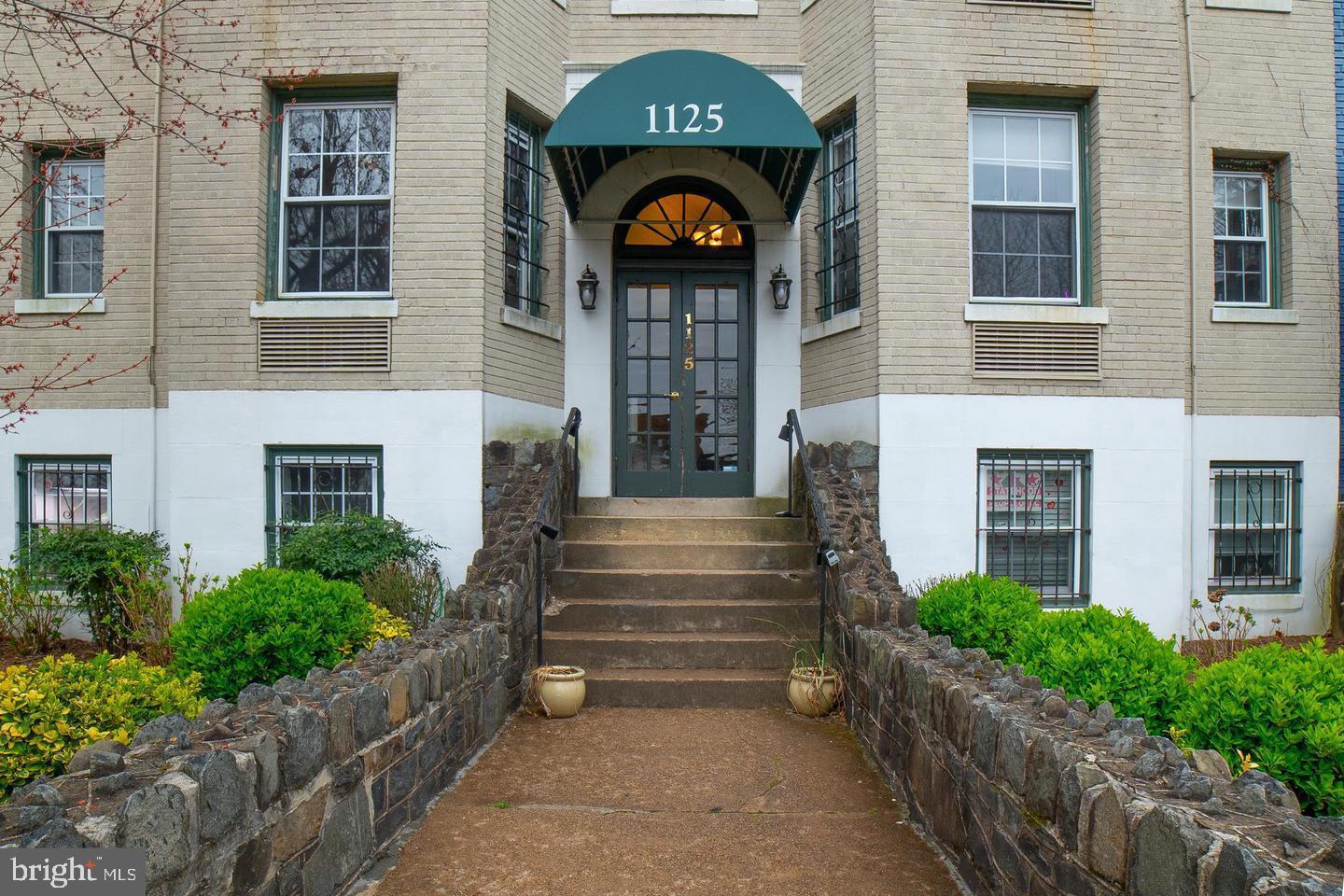 1125 MARYLAND AVENUE NE 6