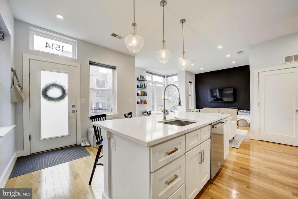 1514 K STREET SE 2