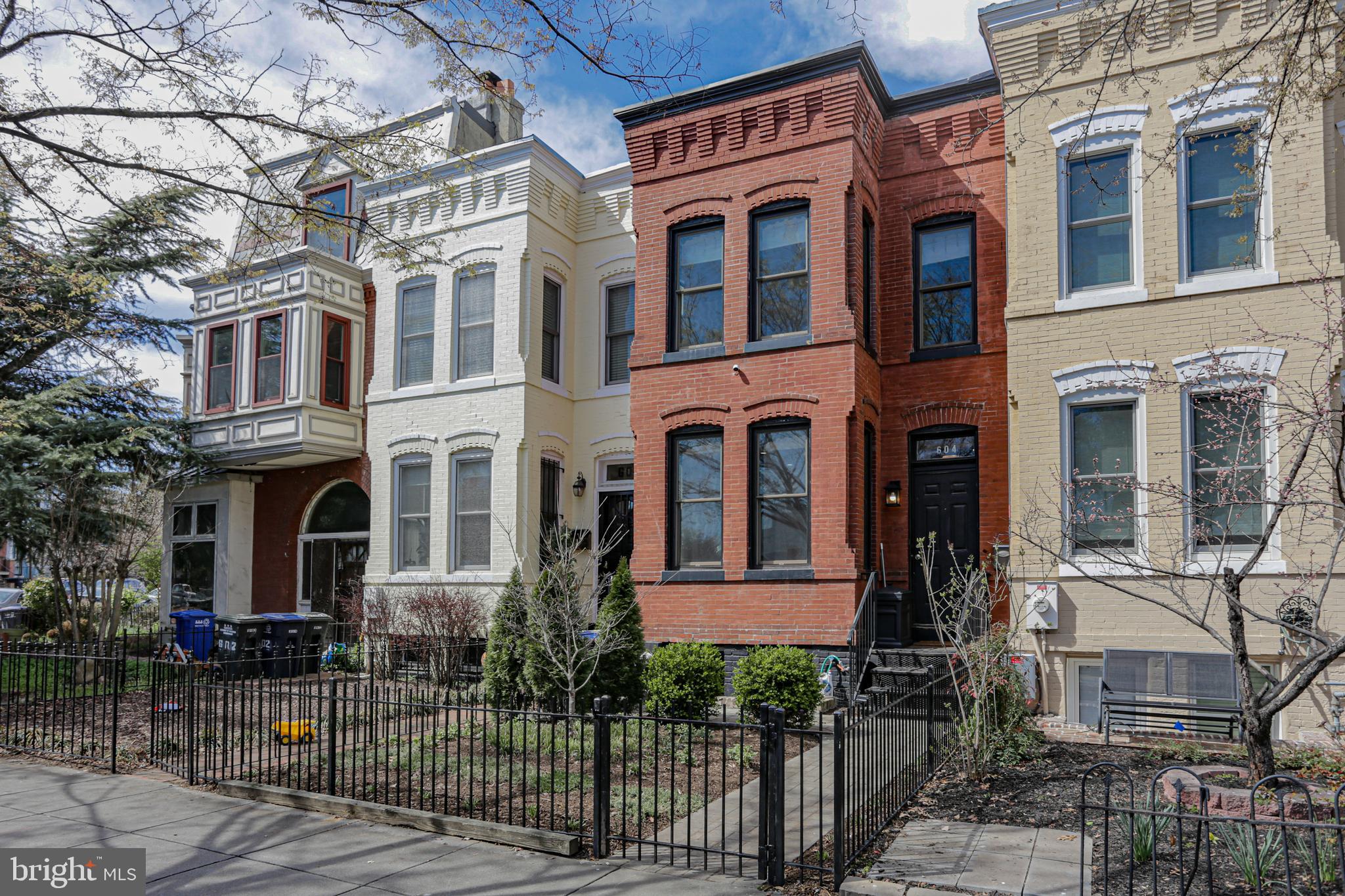 604 TENNESSEE AVENUE NE