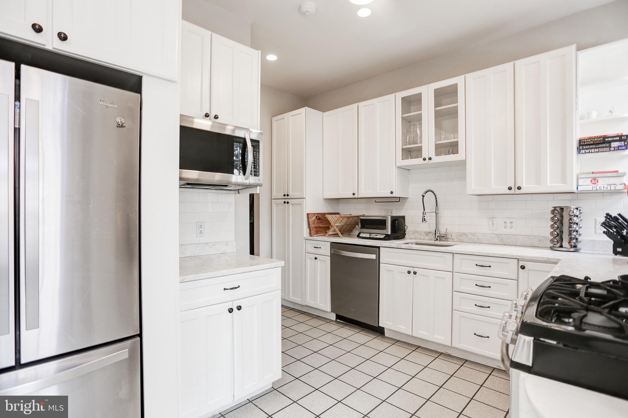 604 TENNESSEE AVENUE NE