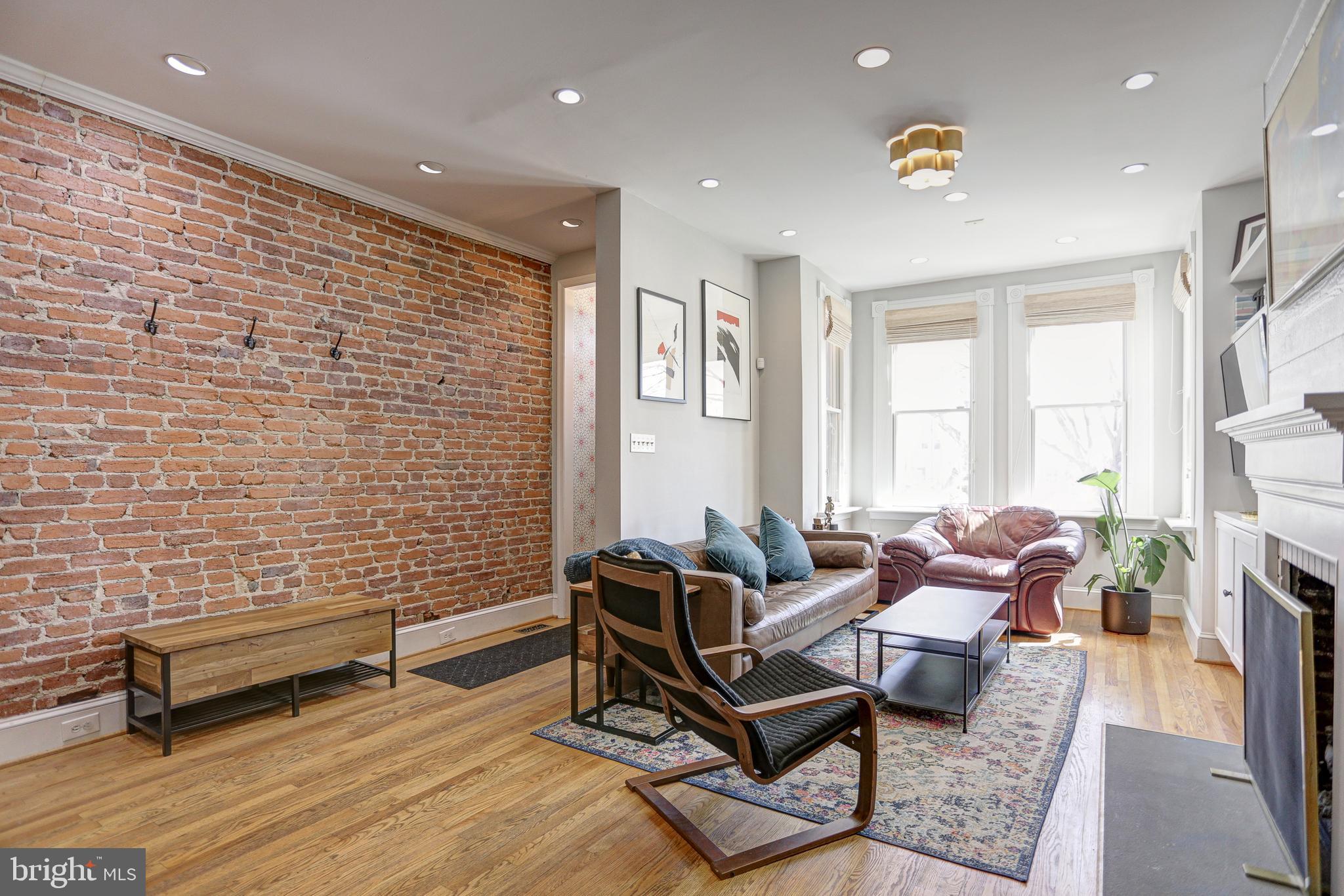 604 TENNESSEE AVENUE NE