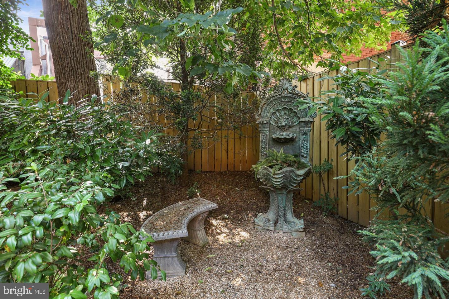 418 7TH STREET SE 101