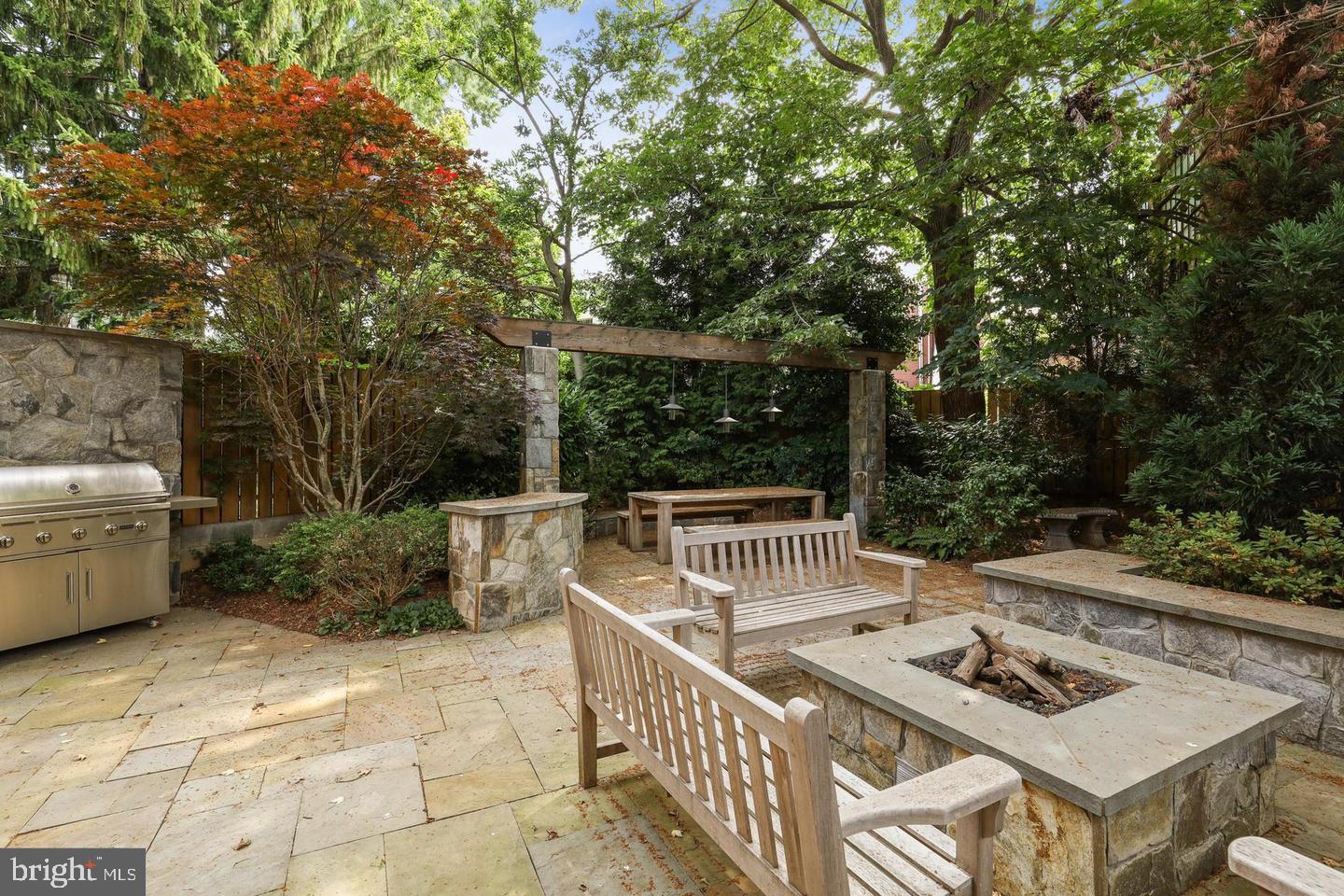 418 7TH STREET SE 101