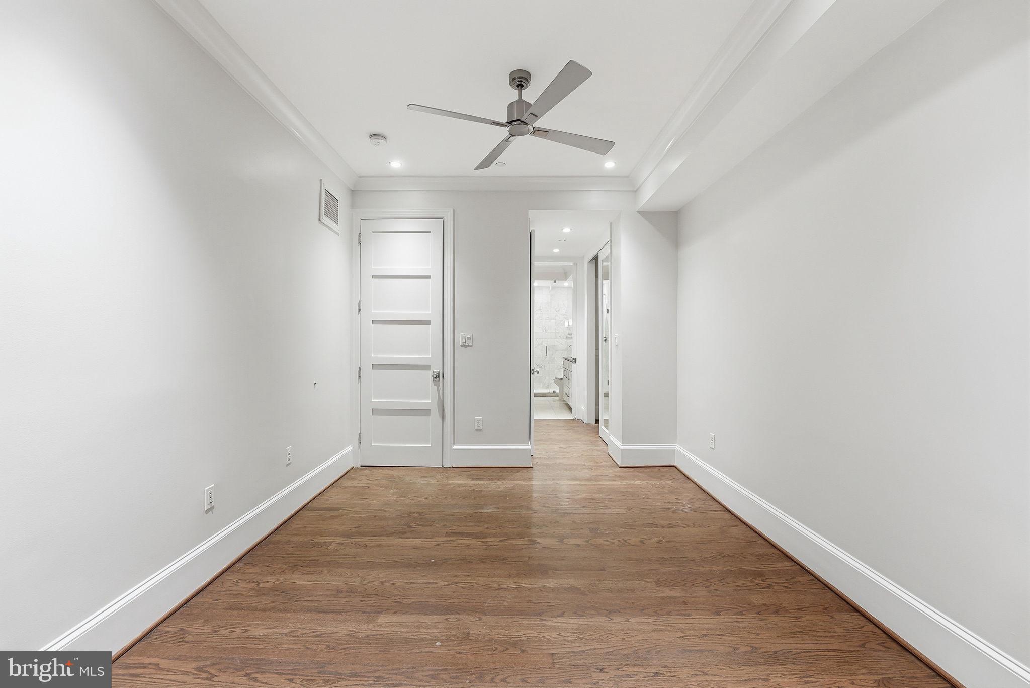 418 7TH STREET SE 101