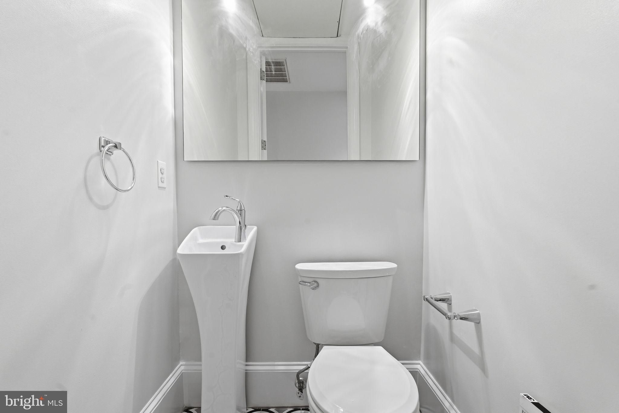 418 7TH STREET SE 101