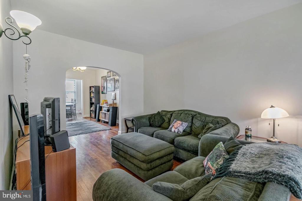 1305 RITTENHOUSE STREET NW