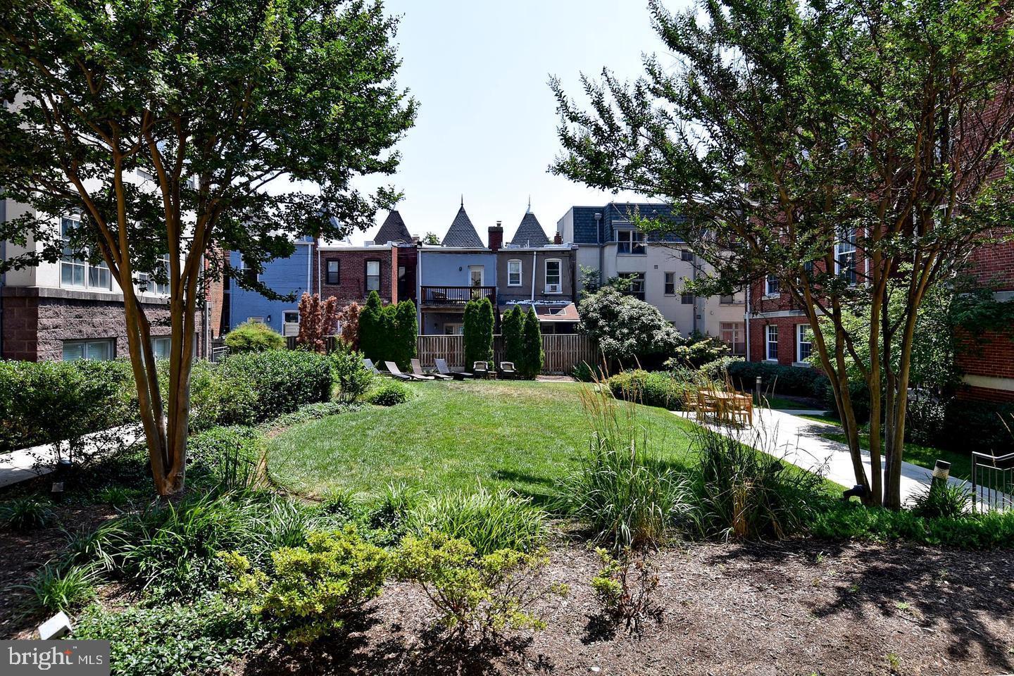 2022 FLAGLER PLACE NW F102