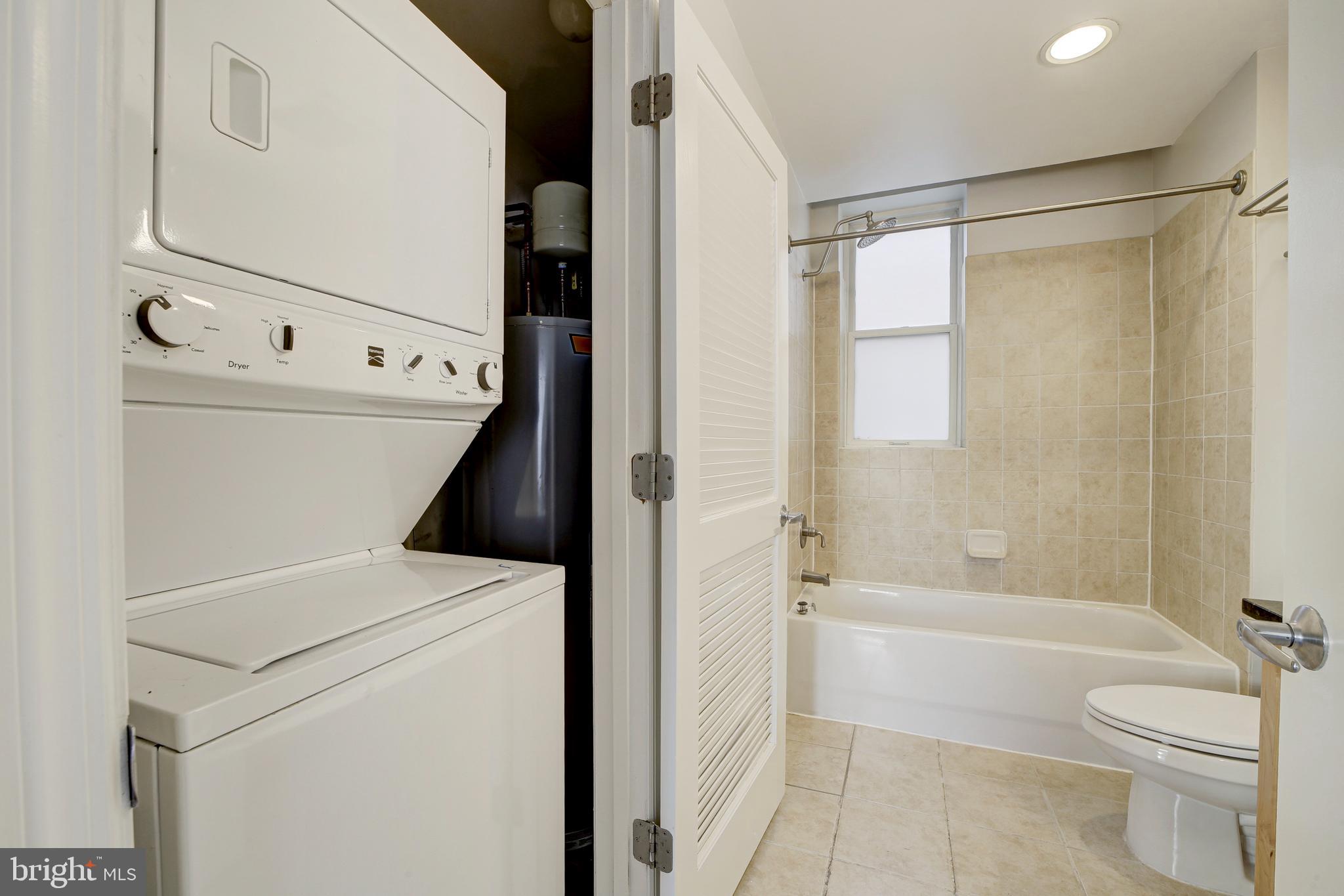 2022 FLAGLER PLACE NW F102