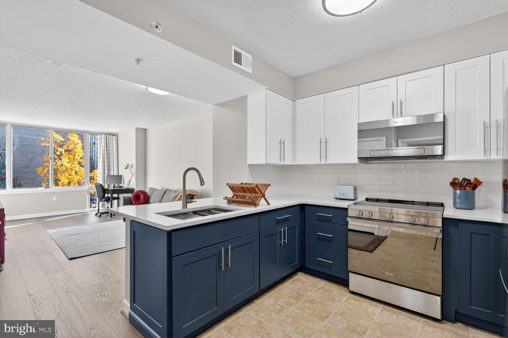 555 MASSACHUSETTS AVENUE NW 406