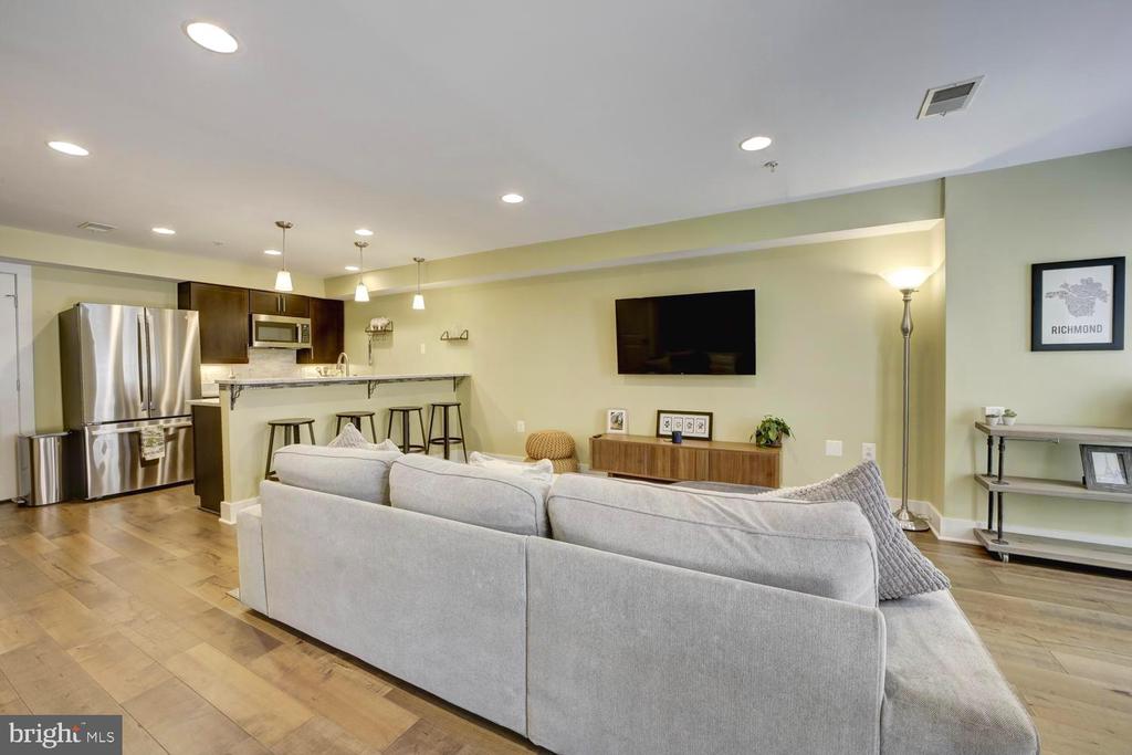 2505 17TH STREET NW 1