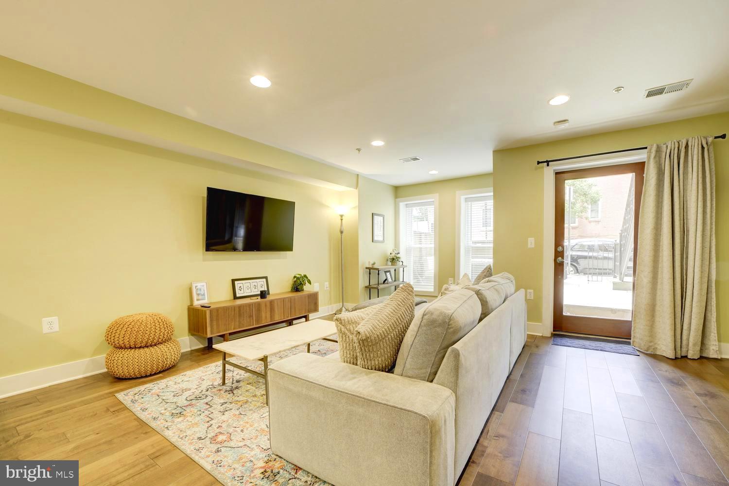 2505 17TH STREET NW 1