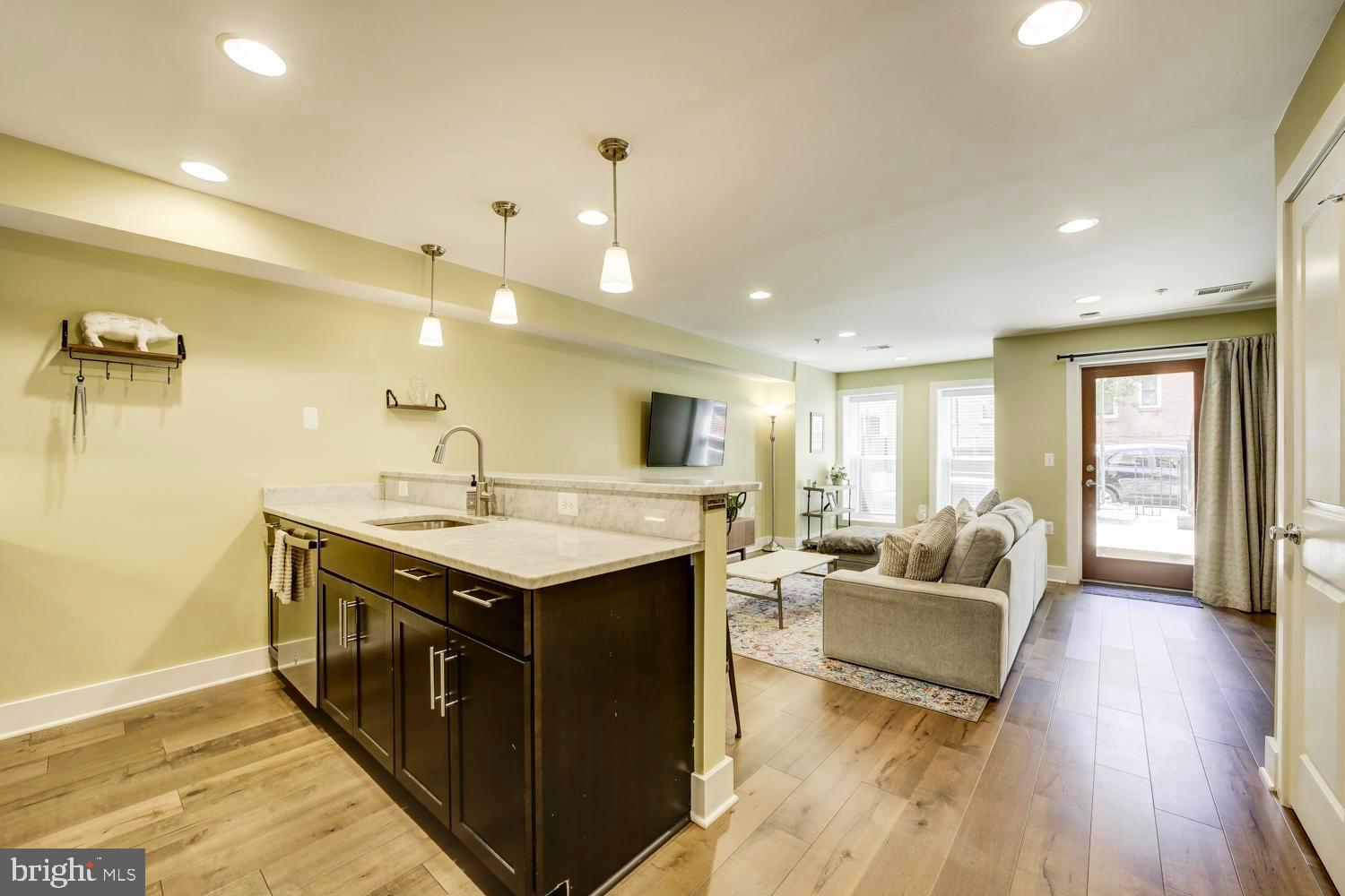 2505 17TH STREET NW 1