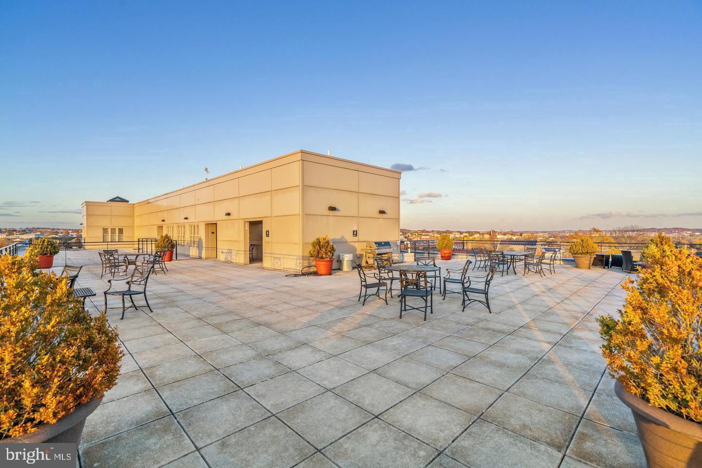 401 13TH STREET NE 403