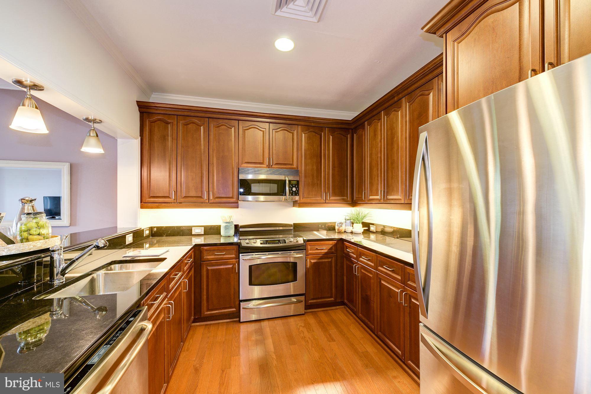 401 13TH STREET NE 403