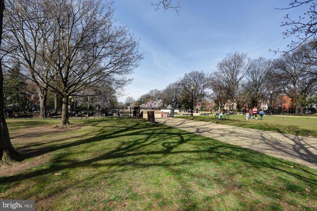 401 13TH STREET NE 403