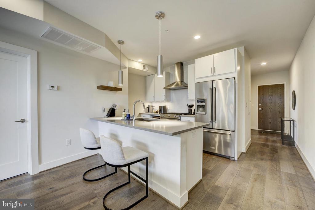 2337 CHAMPLAIN STREET NW Unit: 104