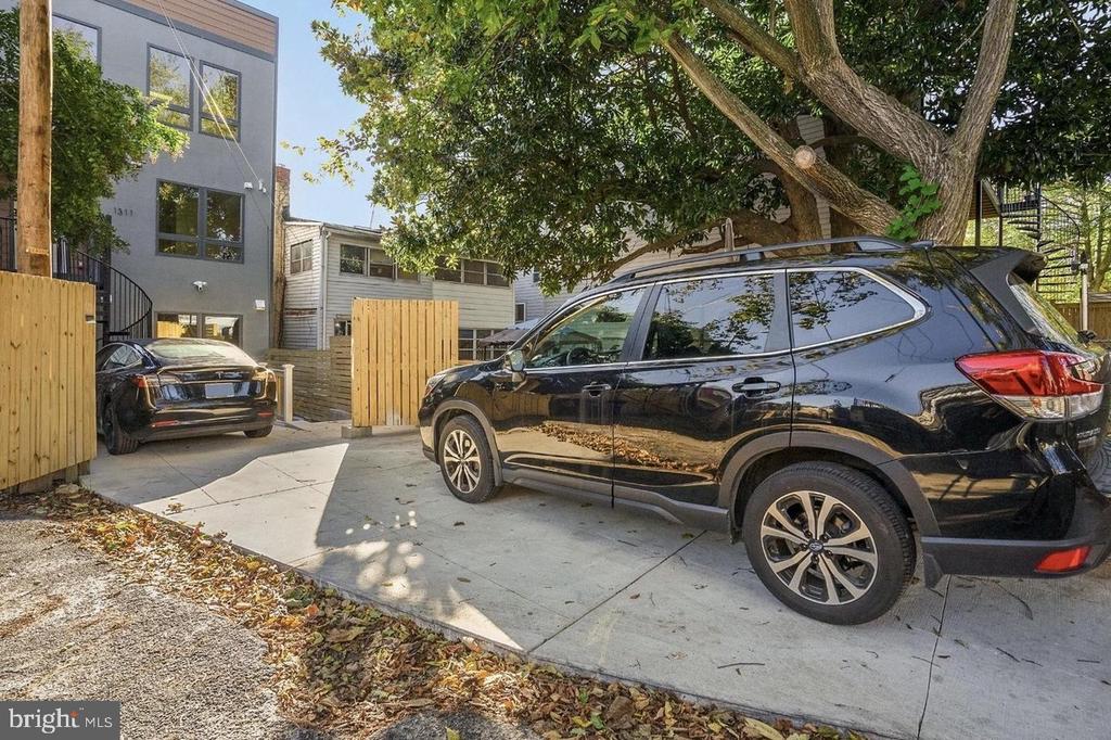 1311 SPRING ROAD NW Unit: 1