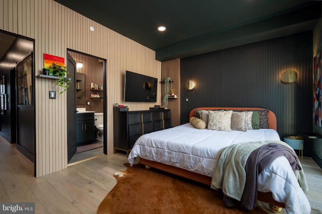 1626 K STREET NE Unit: B