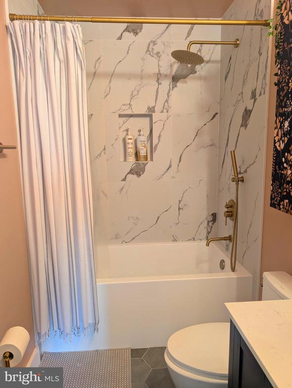 51 RHODE ISLAND AVENUE NW Unit: 3