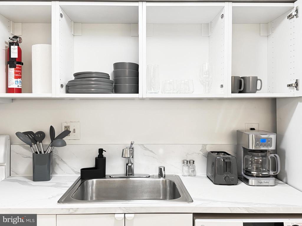 1523 PENNSYLVANIA AVENUE SE Unit: 2