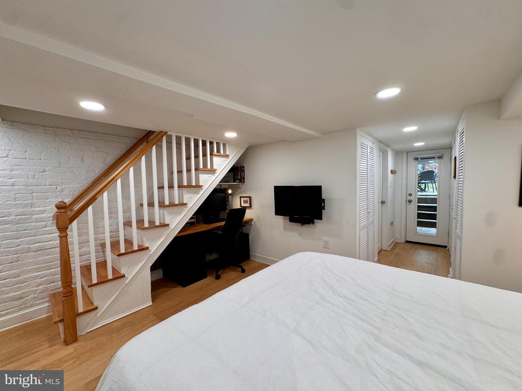 314 BRYANT STREET NE