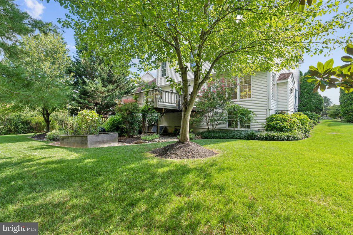 1037 Lindfield Dr
