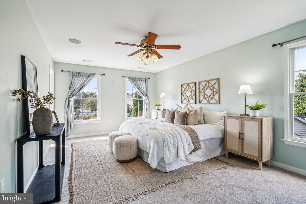 1037 Lindfield Dr