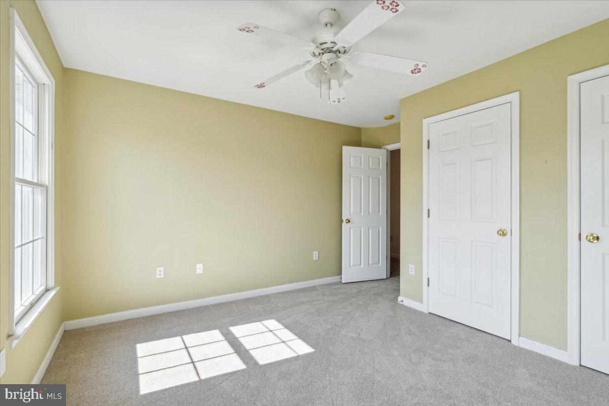 1037 Lindfield Dr